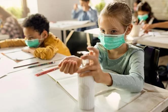 Czy uczniowie wrócą na zdalne nauczanie? Najnowsze informacje