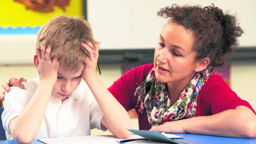 Nauczanie indywidualne: Ile czasu trzeba czekać na decyzję i jak uzyskać wsparcie?